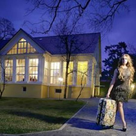 Boutique Hotel Villa P Uzhhorod Exterior foto