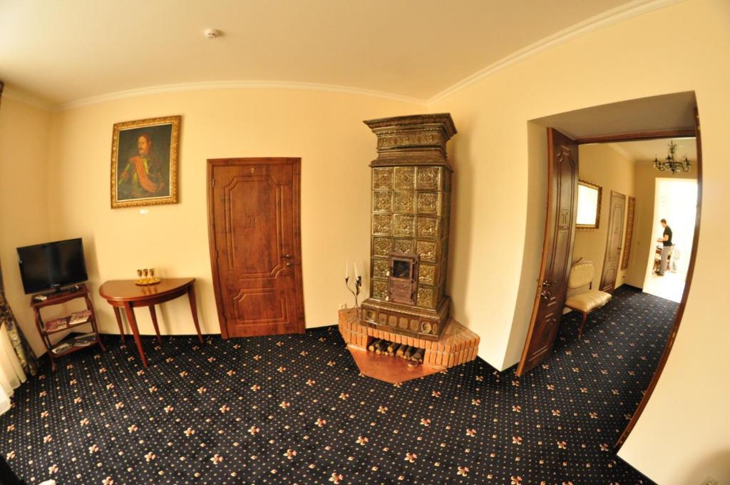 Boutique Hotel Villa P Uzhhorod Exterior foto